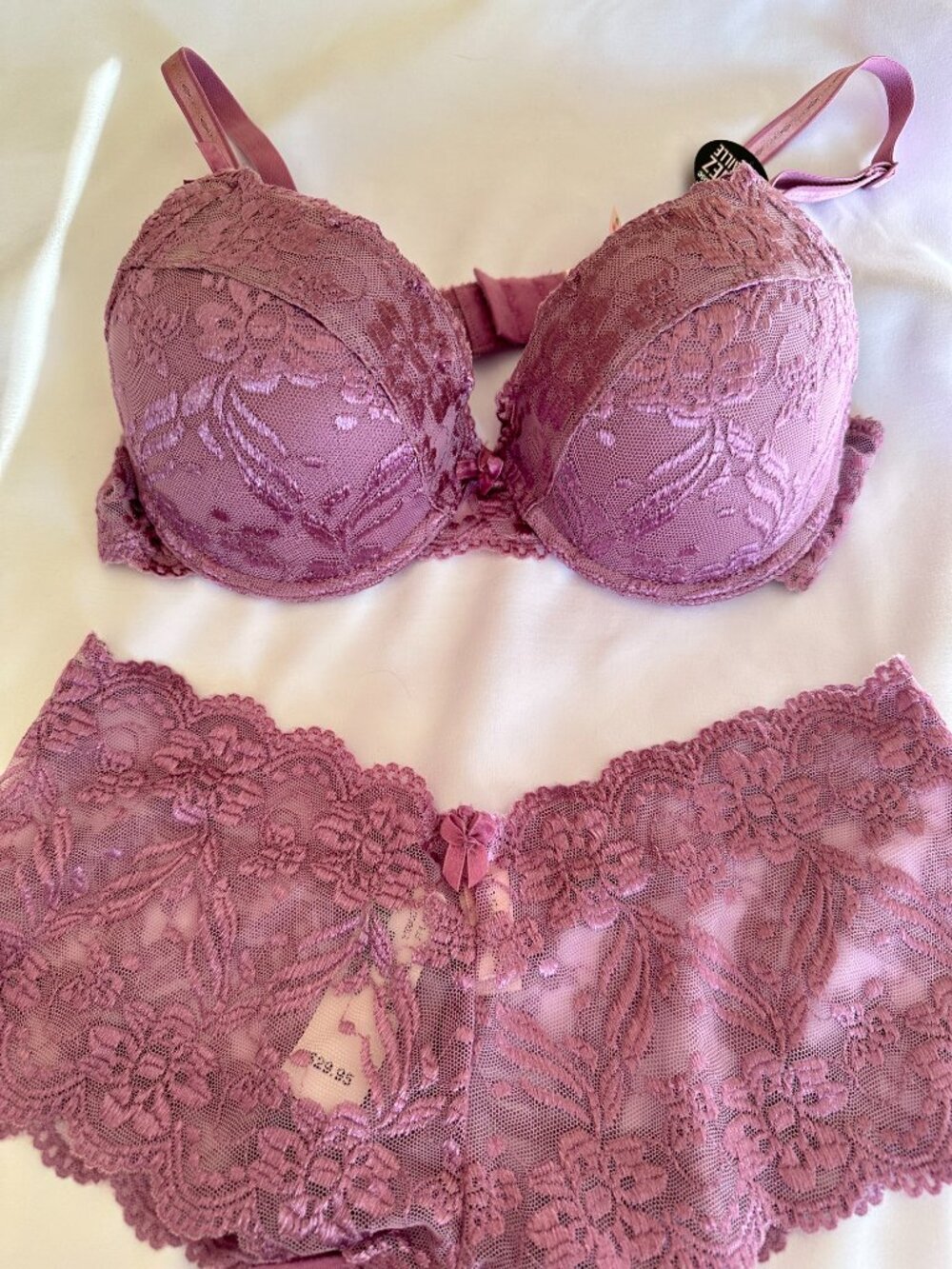 La Vie en Rose Lavender Push up Bra (36B) and cheeky panty (M) sold as set NWT